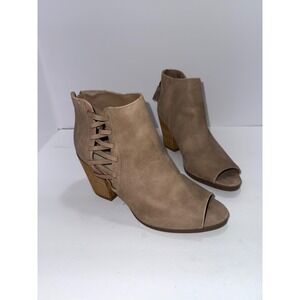 Rampage Women's Peep Toe Stacked Heel Tan Ankle Booties 8 Boho‎ Work